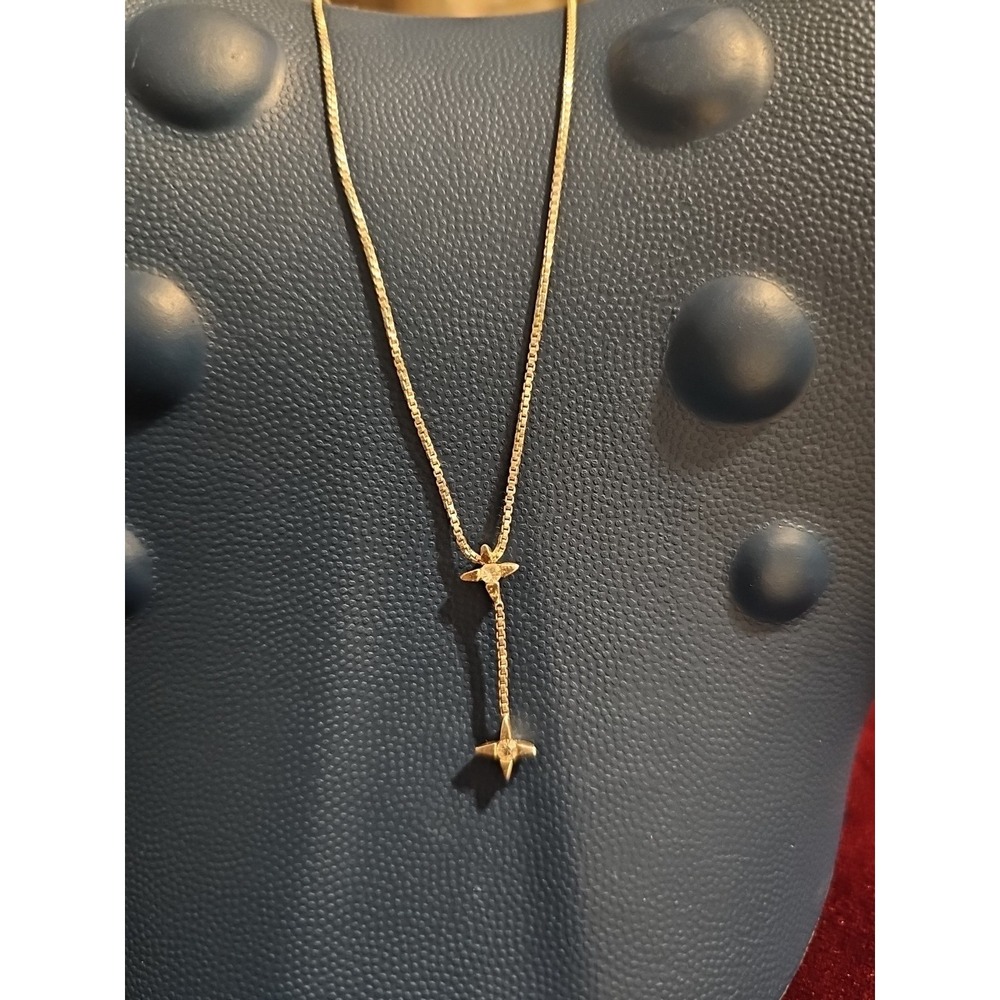 Avon‎ Sterling Dainty Necklace With Tini Flower With Reinstone & Box